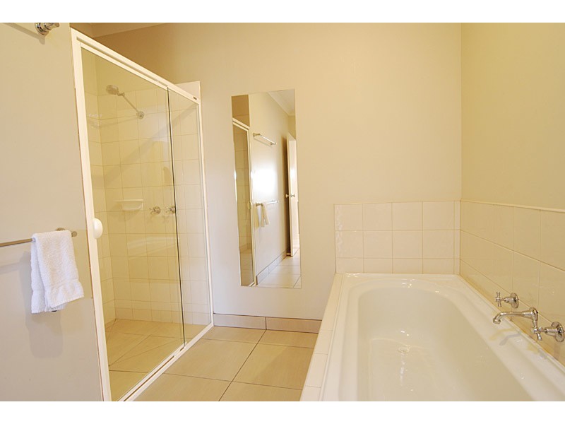 56 Bassett Drive, Strathfieldsaye VIC 3551