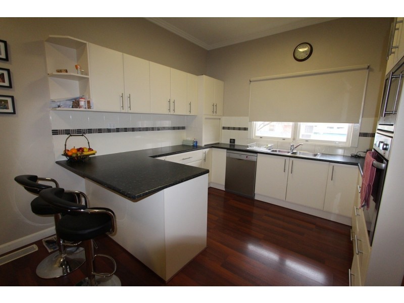 12 Ellis Street, Flora Hill VIC 3550