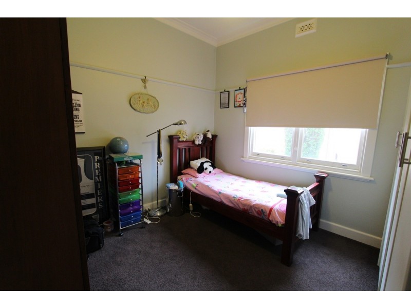 12 Ellis Street, Flora Hill VIC 3550