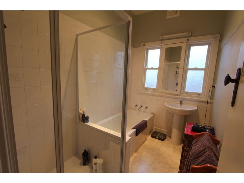 12 Ellis Street, Flora Hill VIC 3550