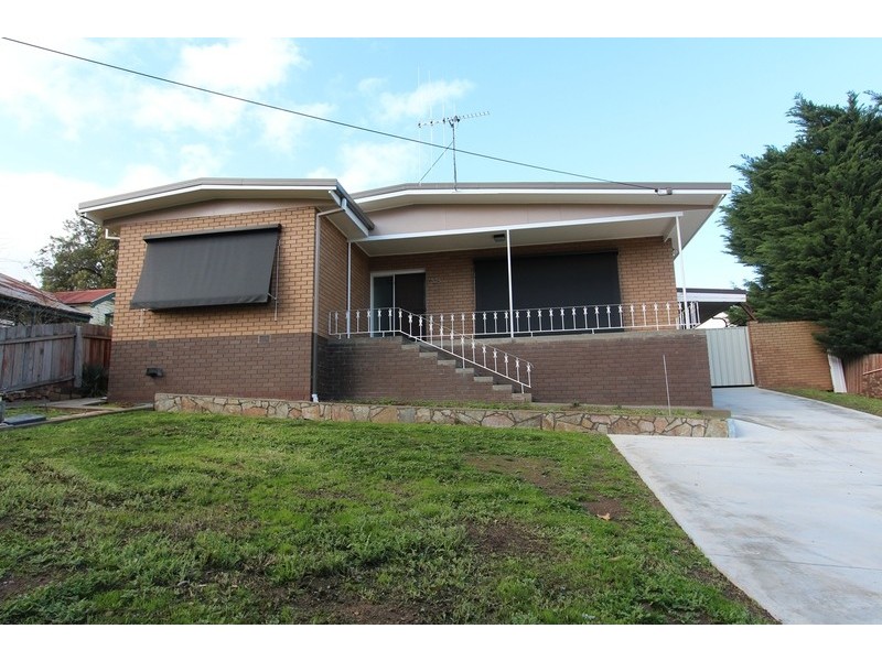 92 Booth Street, Golden Square VIC 3555