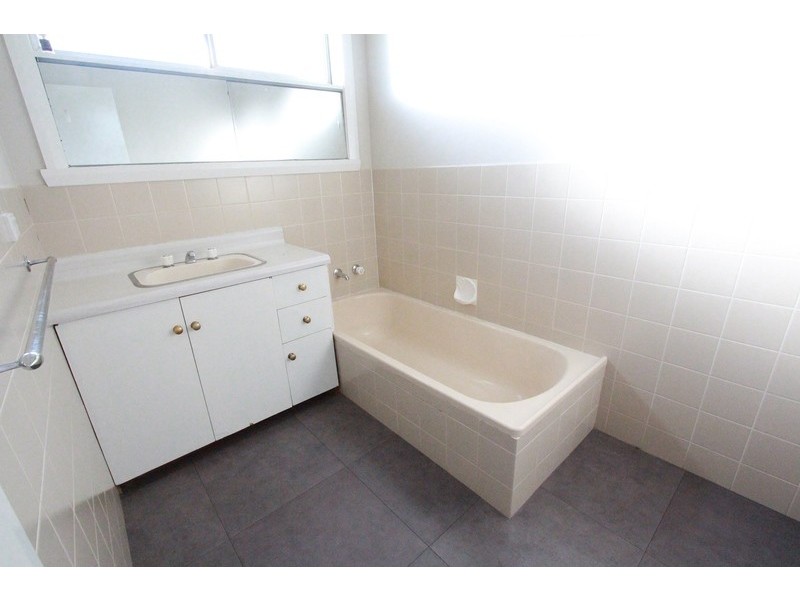 92 Booth Street, Golden Square VIC 3555