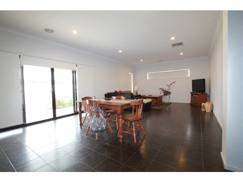 7 Mulga  Avenue, Epsom VIC 3551