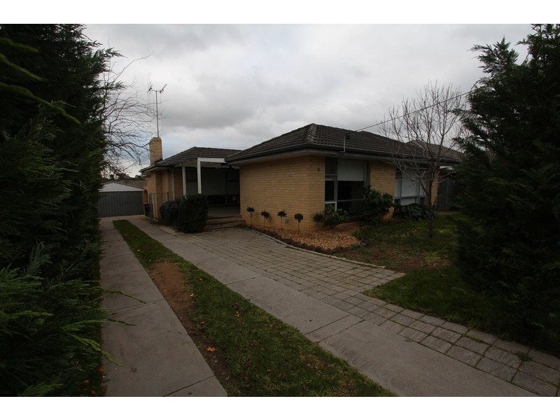 9 Elizabeth Street, Spring Gully VIC 3550
