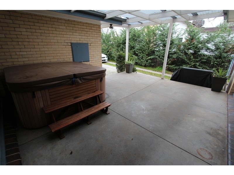 9 Elizabeth Street, Spring Gully VIC 3550