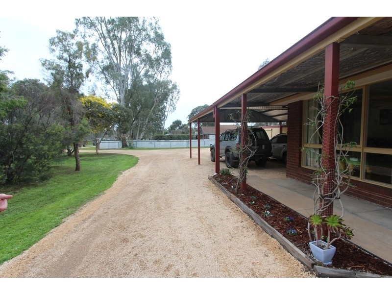 69 Rennie  Street, Huntly VIC 3551