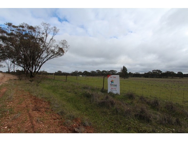 Lot 2 Old Boort Road, Wedderburn VIC 3518