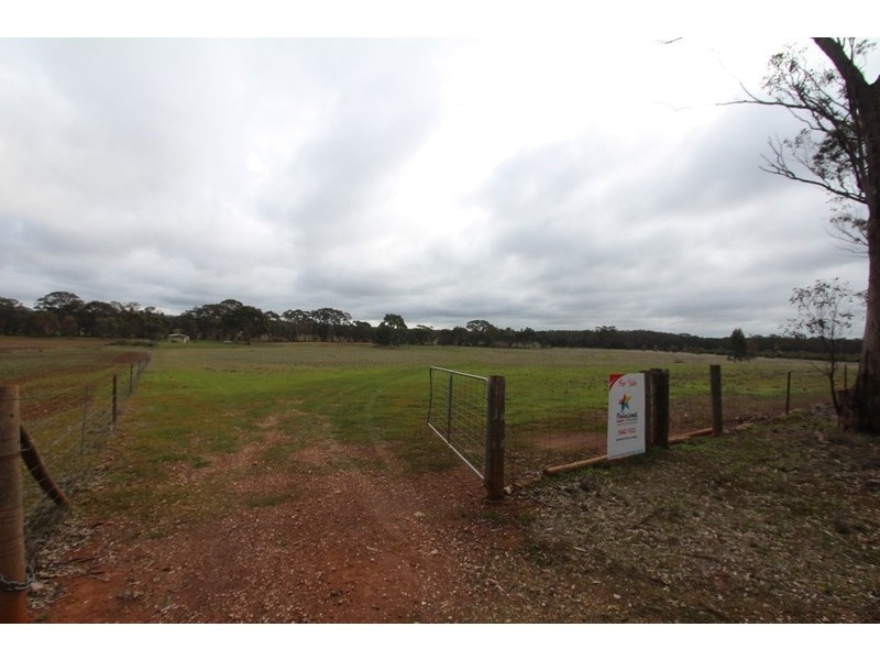 Lot 2 Old Boort Road, Wedderburn VIC 3518