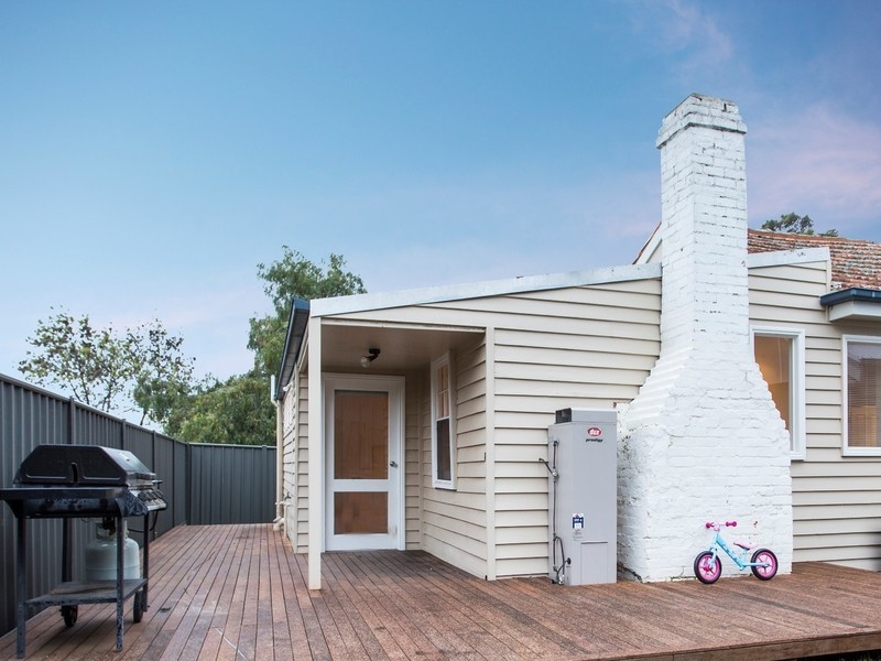 60 Honeysuckle Street, Bendigo VIC 3550