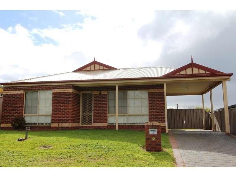 20a Browning Street, Kangaroo Flat VIC 3555
