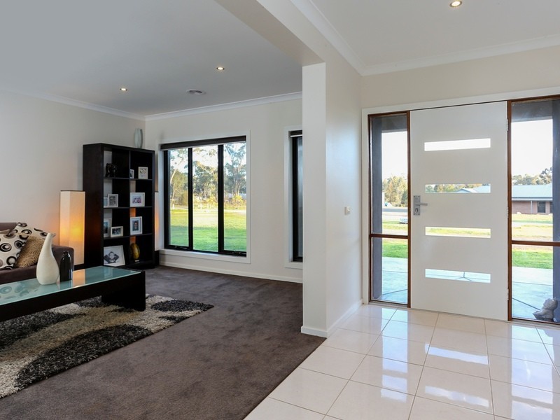 1 Datson Place, Junortoun VIC 3551