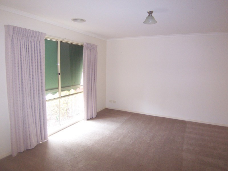 66 Racecourse Road, Epsom VIC 3551