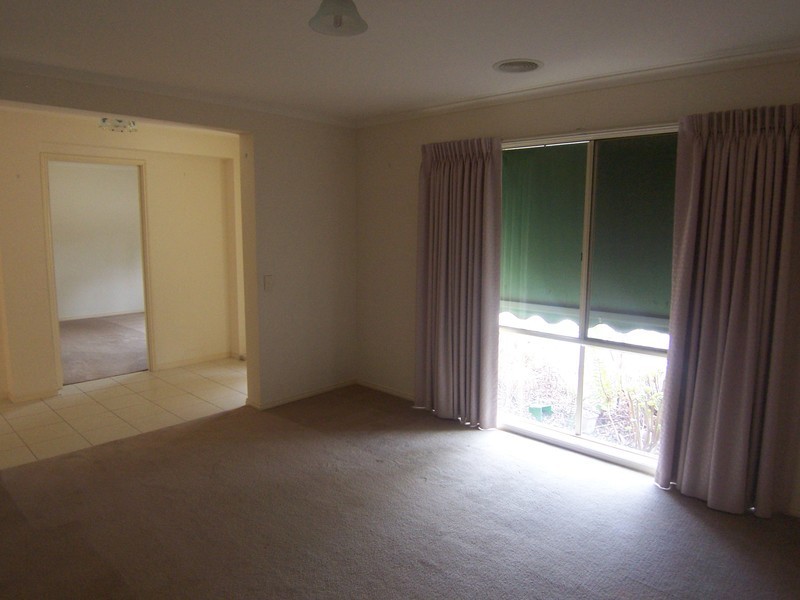 66 Racecourse Road, Epsom VIC 3551