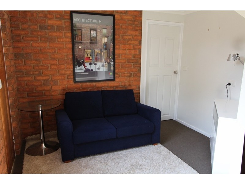 15 Clay Gully Court, Maiden Gully VIC 3551