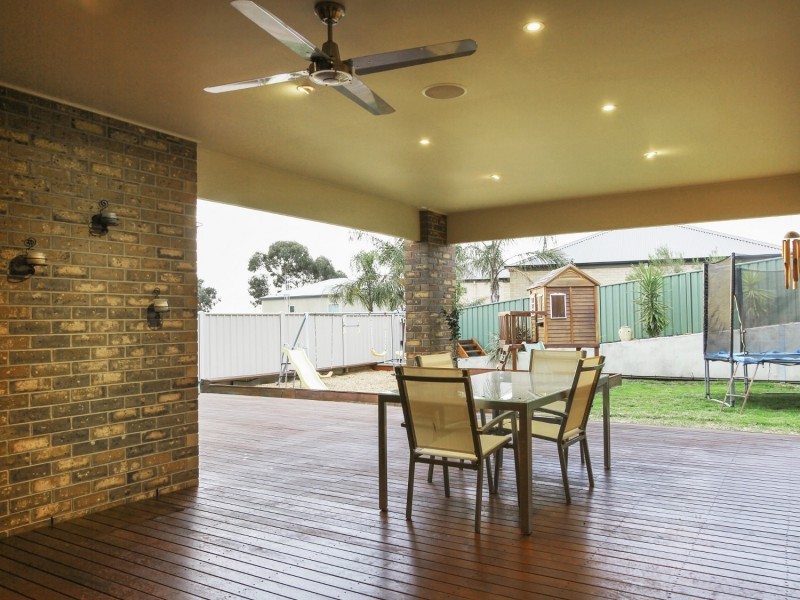 7 Kristy Drive, Spring Gully VIC 3550