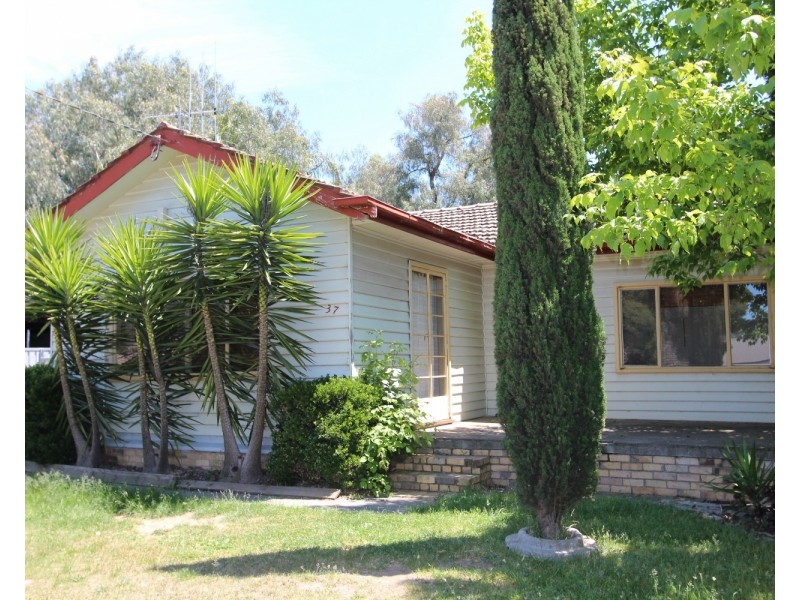 37 Holdsworth Road, Bendigo VIC 3550
