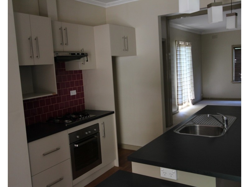 37 Holdsworth Road, Bendigo VIC 3550