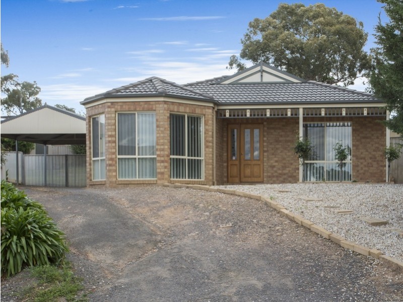 10 Gledhill Rise, Kangaroo Flat VIC 3555