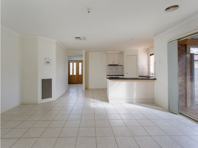 10 Gledhill Rise, Kangaroo Flat VIC 3555