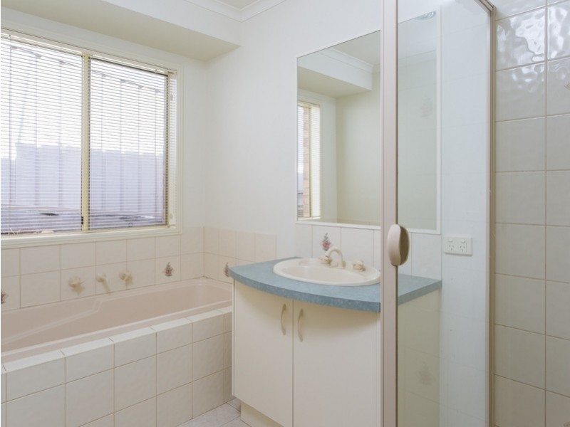 10 Gledhill Rise, Kangaroo Flat VIC 3555