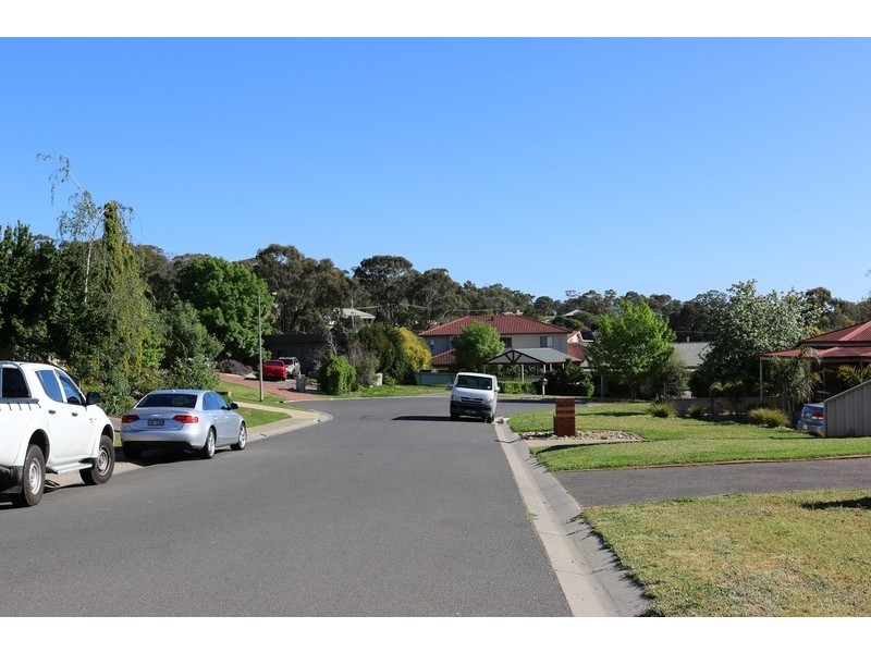 7 Maxwell Drive, Golden Square VIC 3555