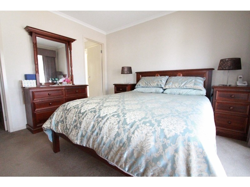 35 Peacock Drive, Epsom VIC 3551