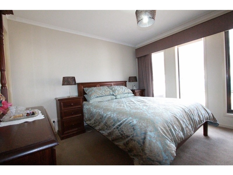 35 Peacock Drive, Epsom VIC 3551