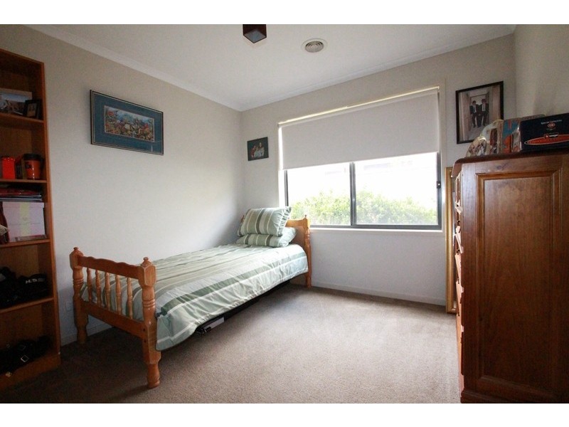 35 Peacock Drive, Epsom VIC 3551