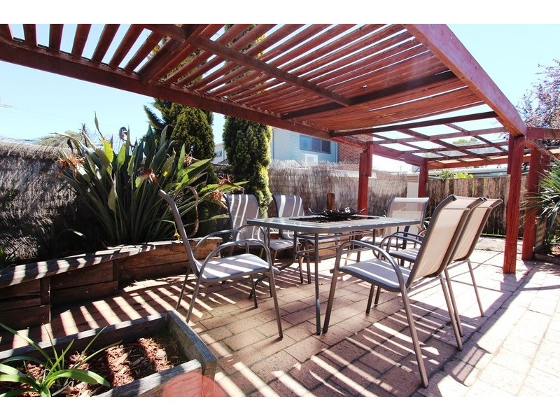 32 Breen Street, Quarry Hill VIC 3550