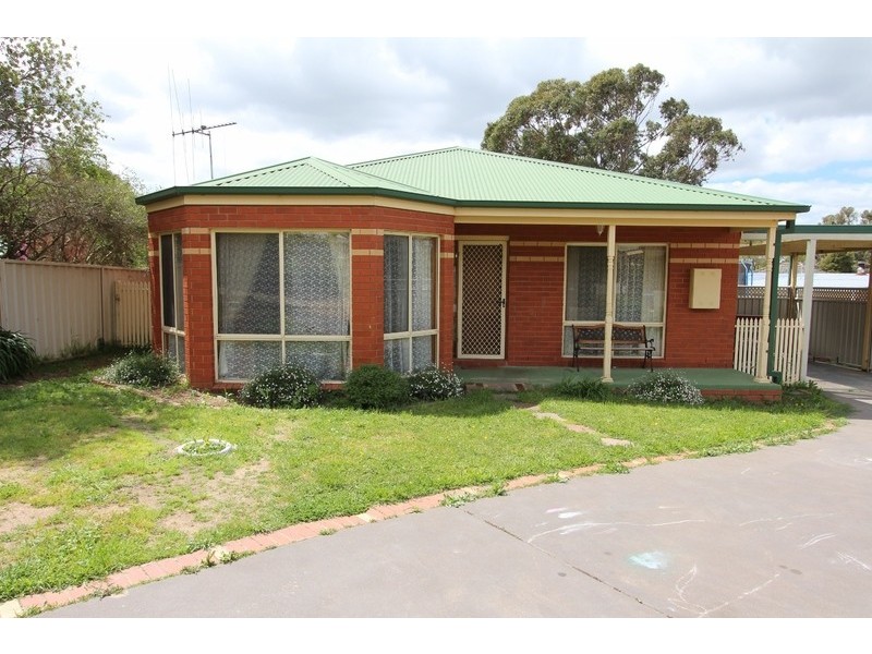 7 Aspin Gardens, Golden Square VIC 3555