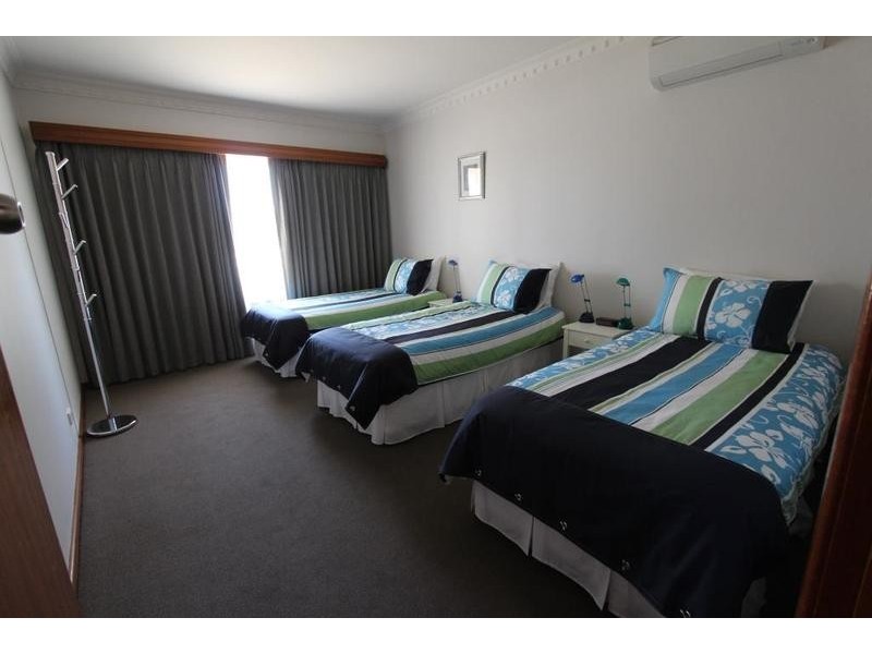 222 High Street, Kangaroo Flat VIC 3555