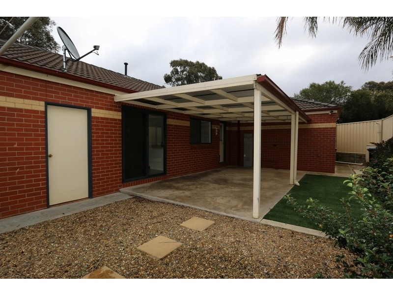 1/94 Browning Street, Kangaroo Flat VIC 3555