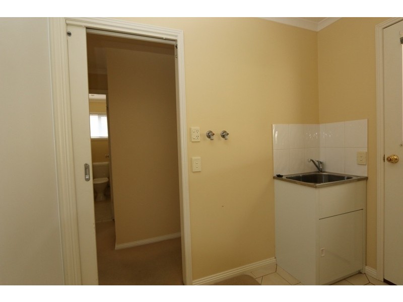 1/94 Browning Street, Kangaroo Flat VIC 3555