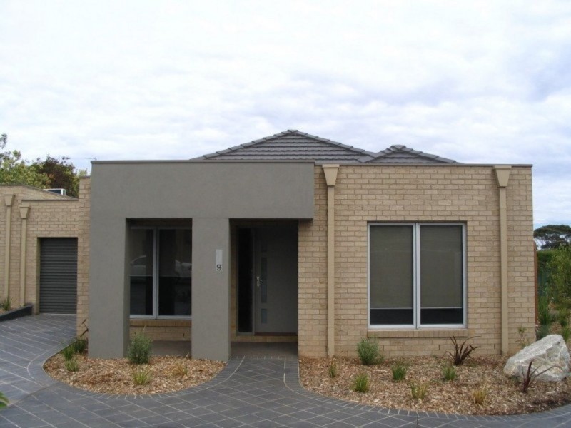 9/7a Curtin Street, Flora Hill VIC 3550