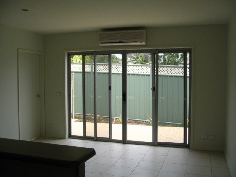 9/7a Curtin Street, Flora Hill VIC 3550