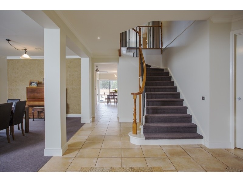 6  Syrah Court, Maiden Gully VIC 3551