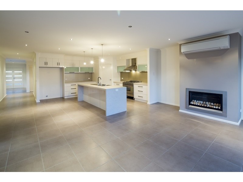 9 Amber Court, East Bendigo VIC 3550