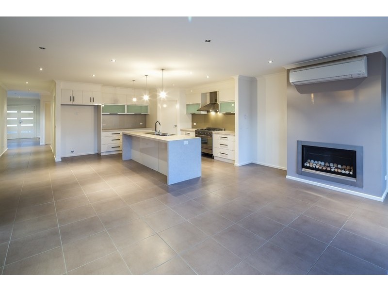 9 Amber Court, East Bendigo VIC 3550