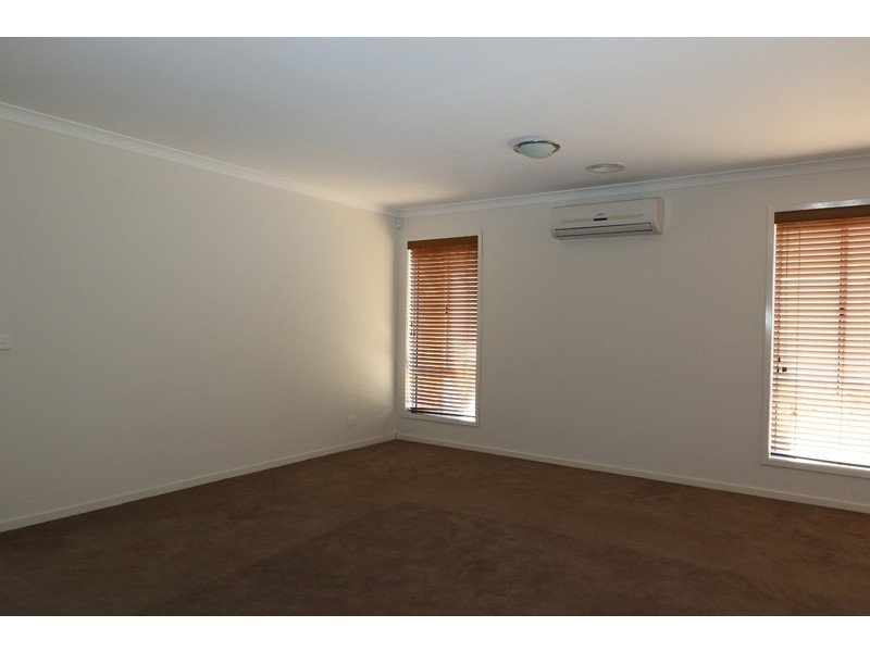12 Tununga Circuit, Kangaroo Flat VIC 3555