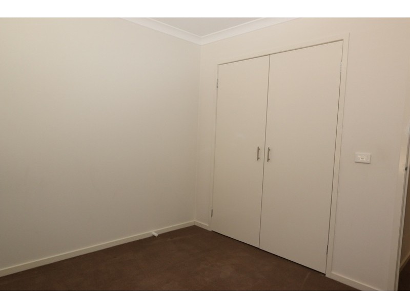 12 Tununga Circuit, Kangaroo Flat VIC 3555