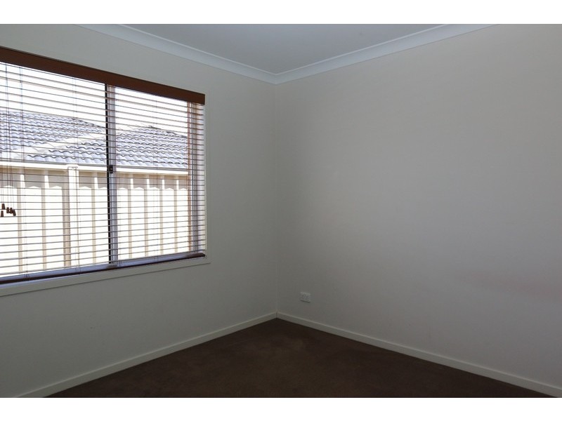 12 Tununga Circuit, Kangaroo Flat VIC 3555