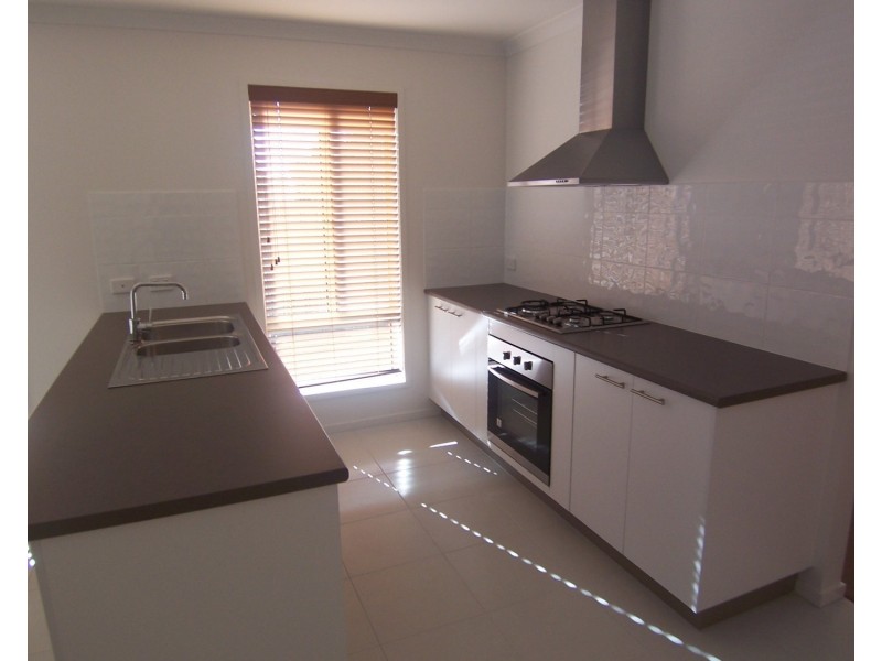 8 Creekside Close, Jackass Flat VIC 3556