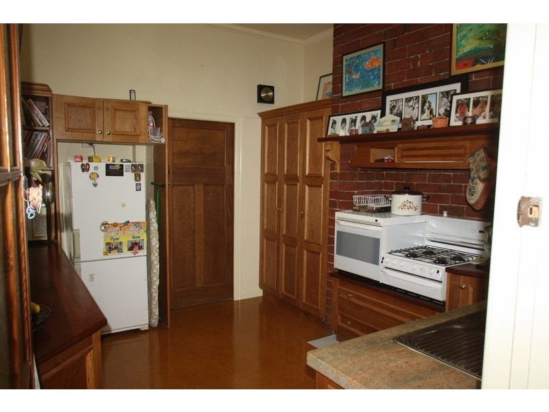 37 Pyke Street, Quarry Hill VIC 3550