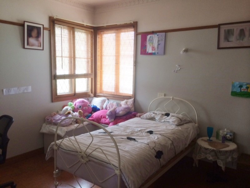 37 Pyke Street, Quarry Hill VIC 3550