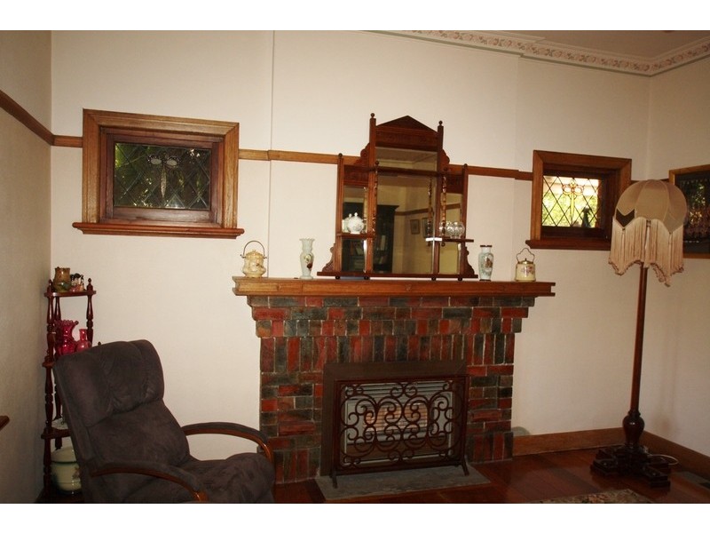 37 Pyke Street, Quarry Hill VIC 3550