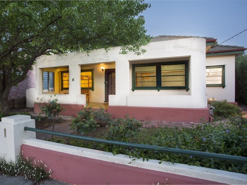 8 Dungey Avenue, Bendigo VIC 3550