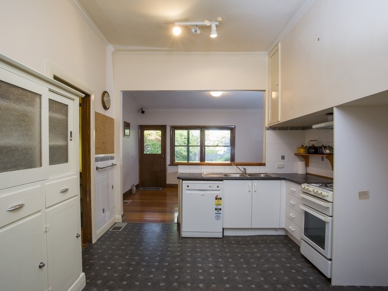 8 Dungey Avenue, Bendigo VIC 3550