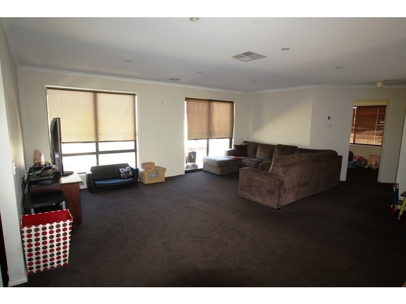 21 Verbena Terrace, Epsom VIC 3551