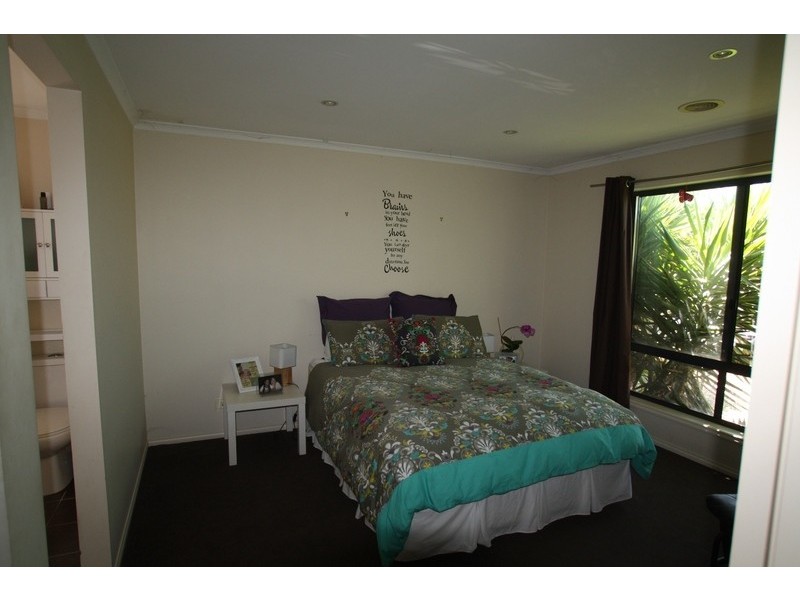 21 Verbena Terrace, Epsom VIC 3551