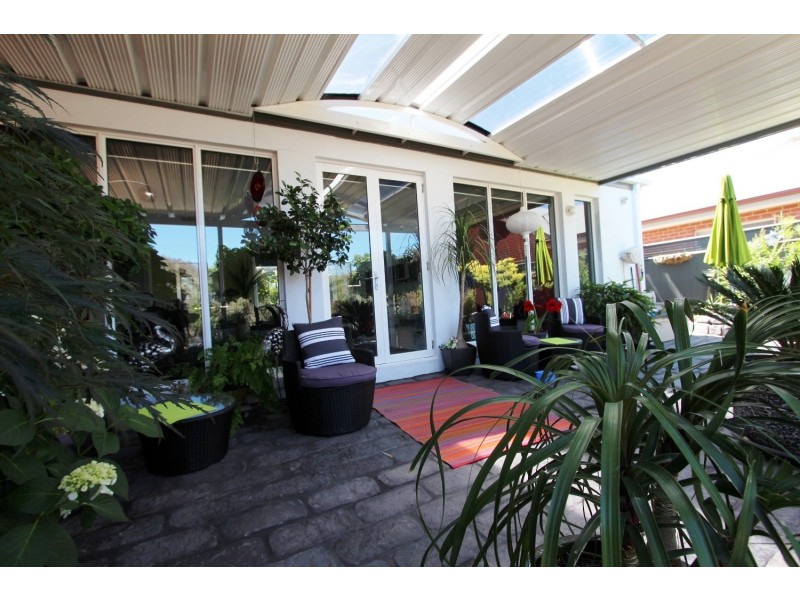 1A Lakewood Drive, Kennington VIC 3550
